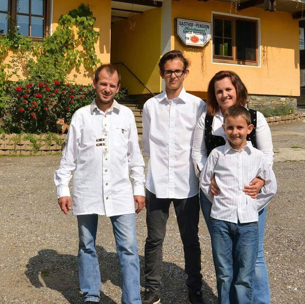 Familie Prodinger des Gasthaus Prodinger Hoisbauer